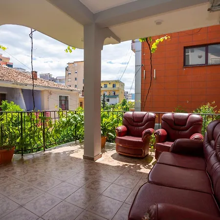 Siesta - Center Hostel *